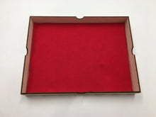 Tournament tray with magnetic sheet